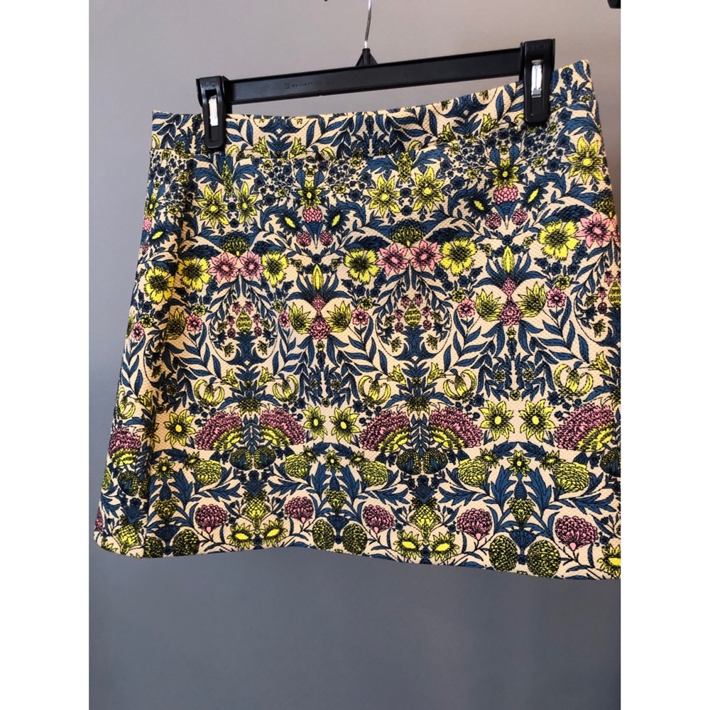 H and M skirt